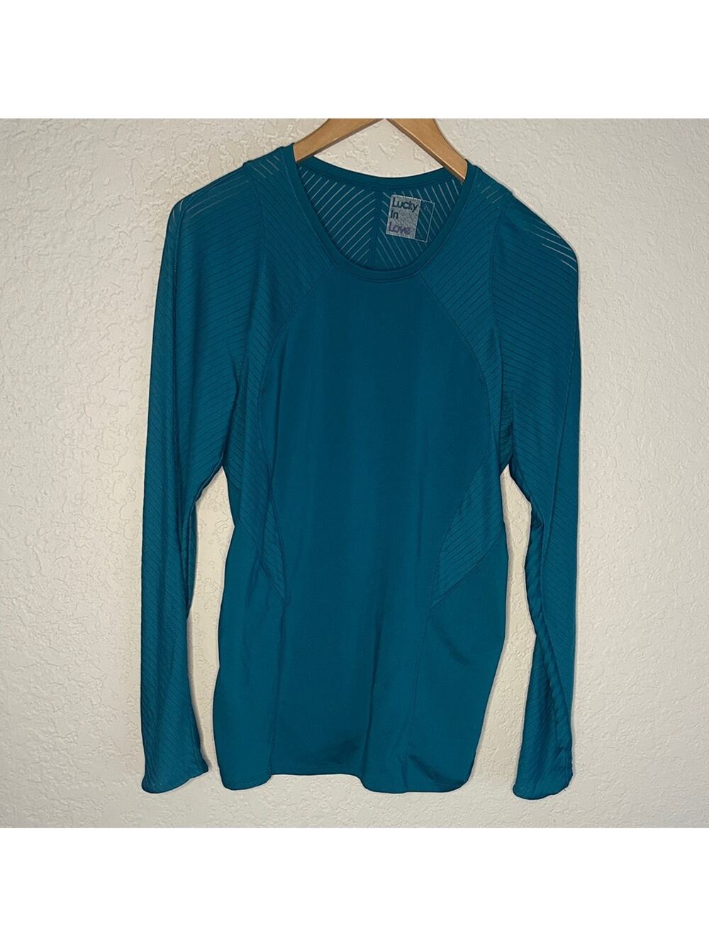 Lucky in Love Teal Green Long Sleeve Tee Performance Athletic Athleisure Size XL